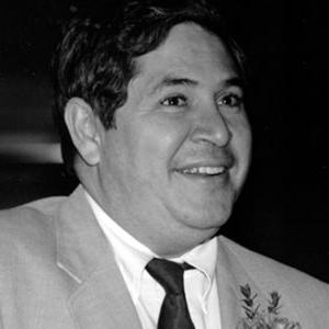 Headshot of Ricard T. Castro